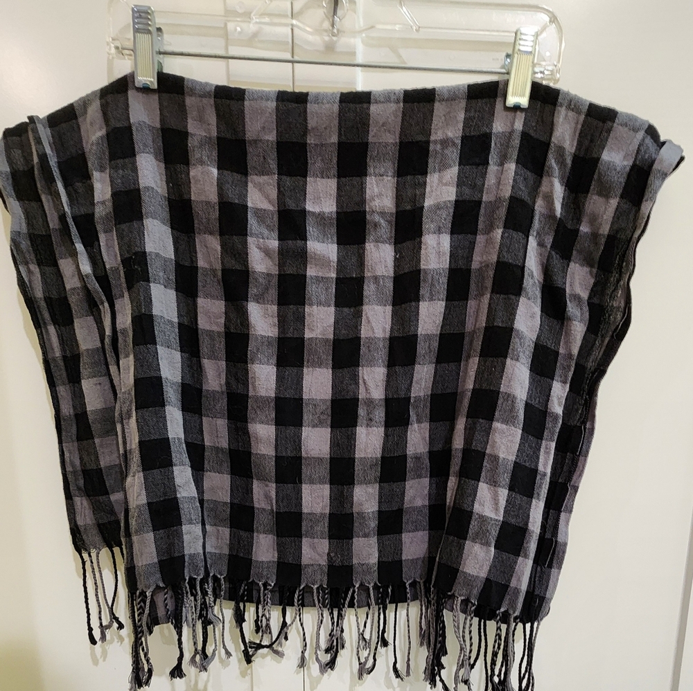 Plaid scarf